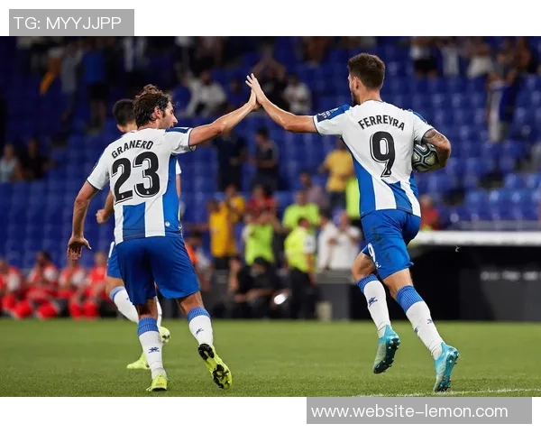 卢甘斯克与雅典的精彩对决揭示足球战术与文化的深刻碰撞