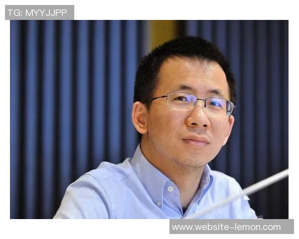 李晓旭的奋斗历程与成长故事：从平凡到卓越的启示与思考